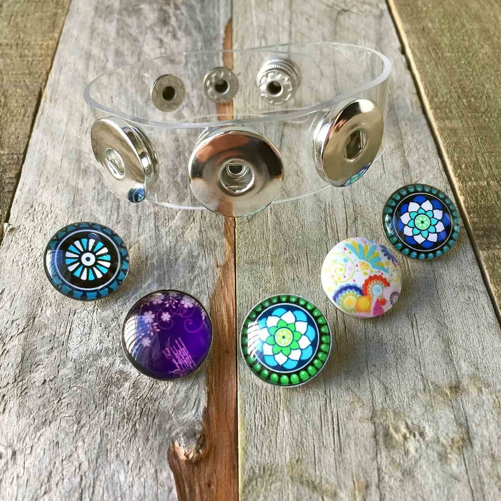 Women's Snap Bracelet